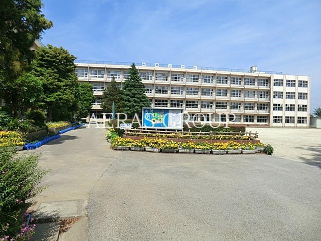 小学校　鎌ヶ谷市立南部小学校（小学校）まで808m