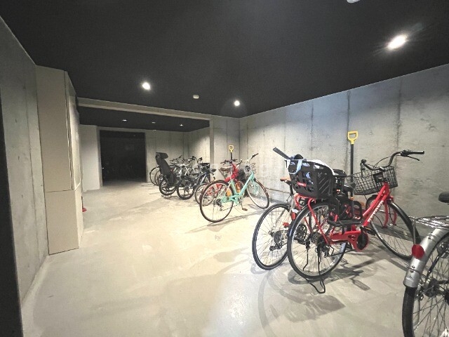 その他共有部分　屋内駐輪場