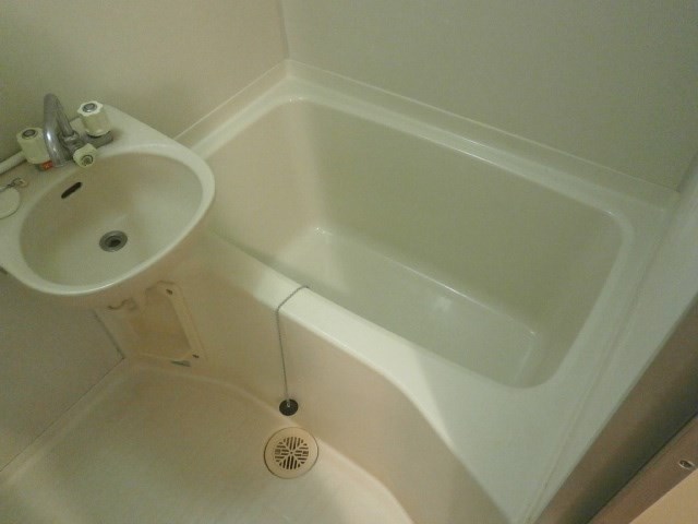 バス・シャワールーム　同型タイプ