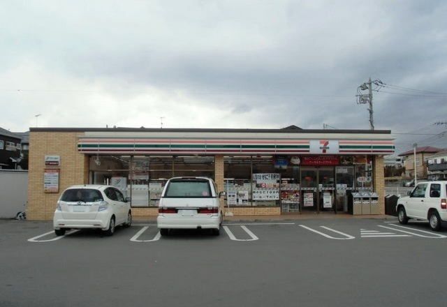 コンビニ　セブンイレブン御殿場市御殿場店（コンビニ）まで1200m