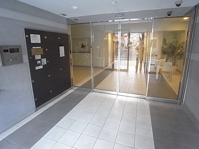 その他共有部分　オートロック完備