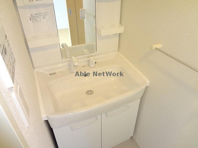 洗面設備　同型モデル