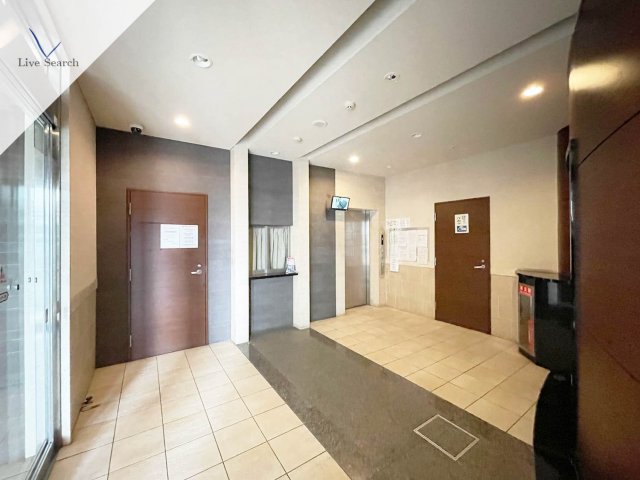 ロビー　建物の内部です