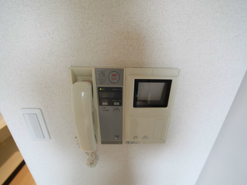 セキュリティ　TVモニター付インターホン