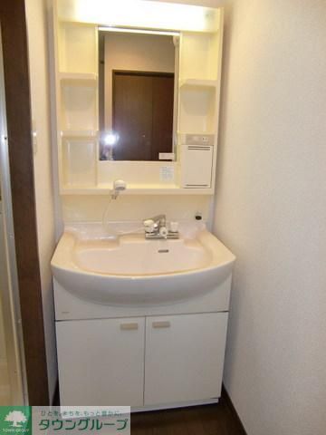 洗面設備　嬉しい独立洗面台