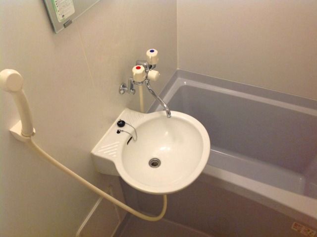 バス・シャワールーム　別室参照　現状優先