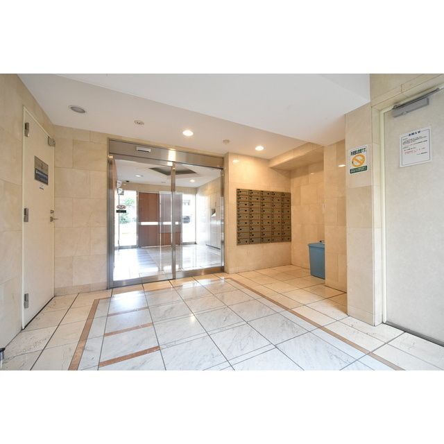 エントランス　ヴェルト板橋　　板橋区板橋2