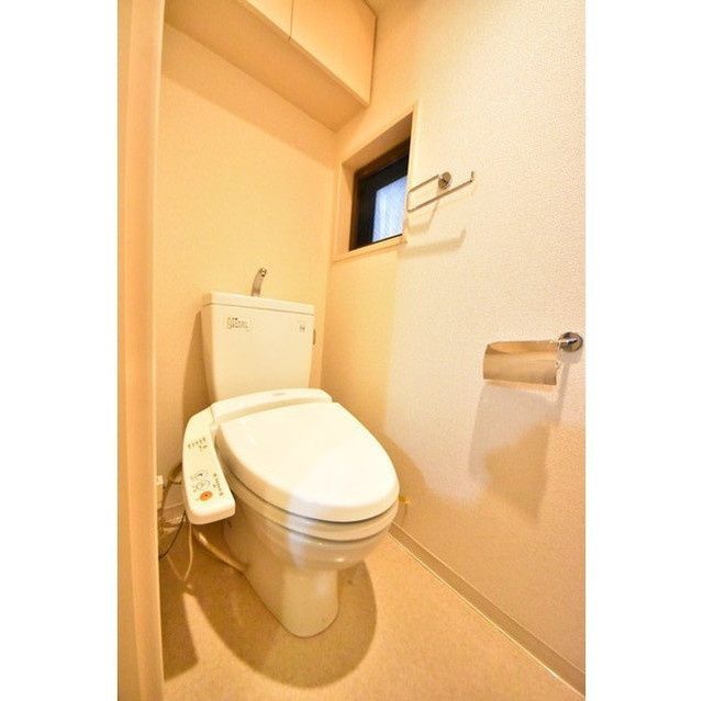 トイレ　ヴェルト板橋　　板橋区板橋2