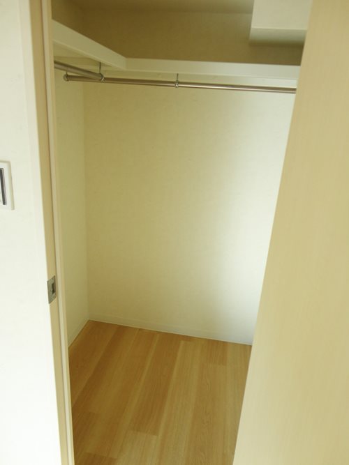収納　ウォークインクローゼット