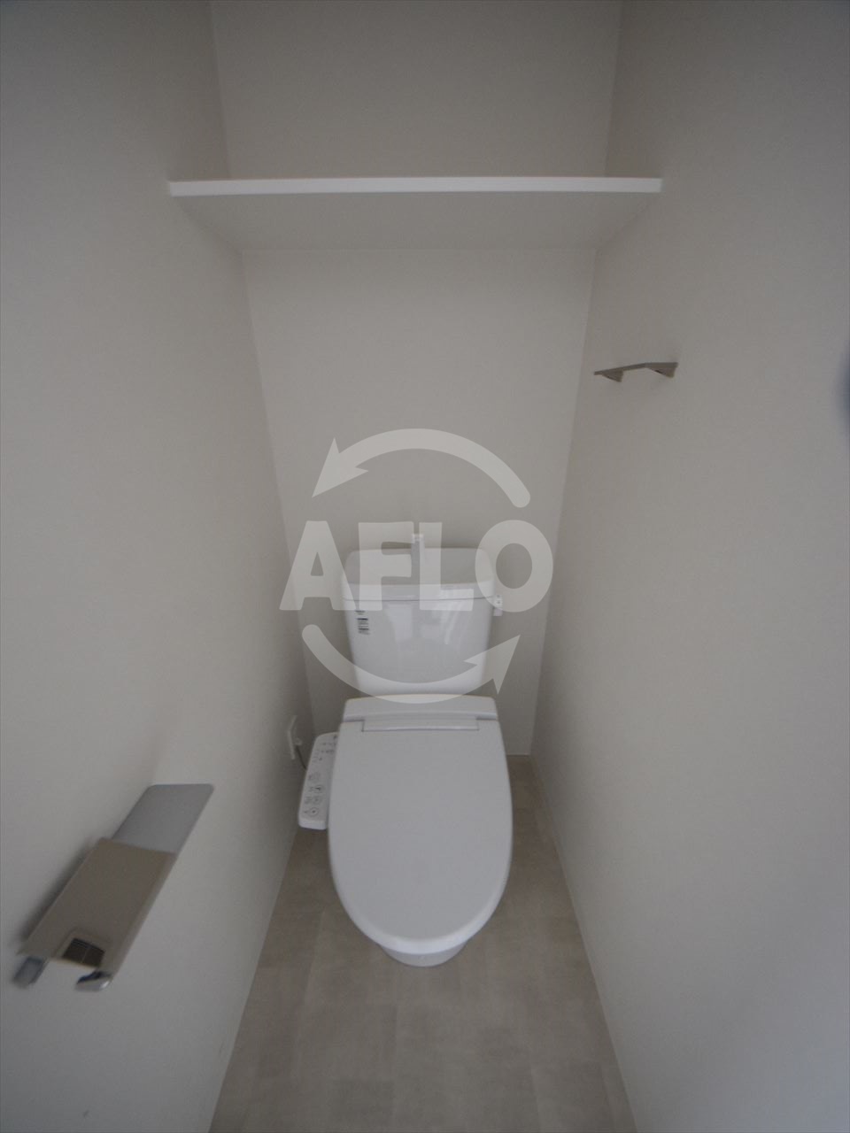 トイレ　セオリー大阪パーチェ　トイレ