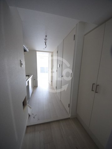 玄関　セオリー大阪パーチェ　玄関