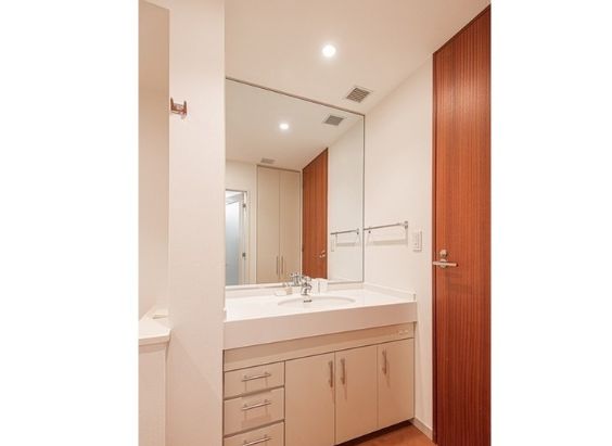 洗面設備　別部屋参考写真