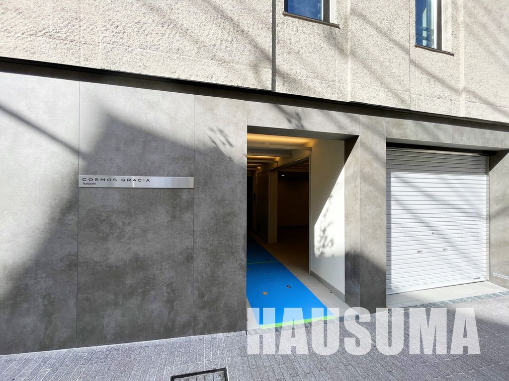 エントランス　エントランス