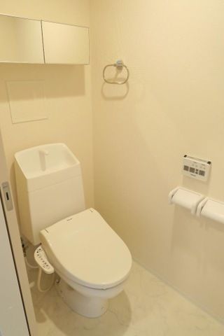 トイレ　別号室イメージ