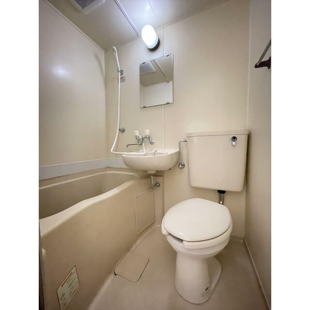 バス・シャワールーム　※別部屋参考写真