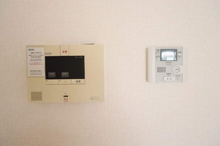セキュリティ　モニターインターホンです