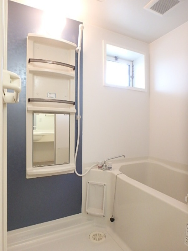 バス・シャワールーム　図面と現状に相違がある場合には現状を優先