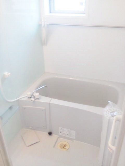 バス・シャワールーム　★★小窓付★★