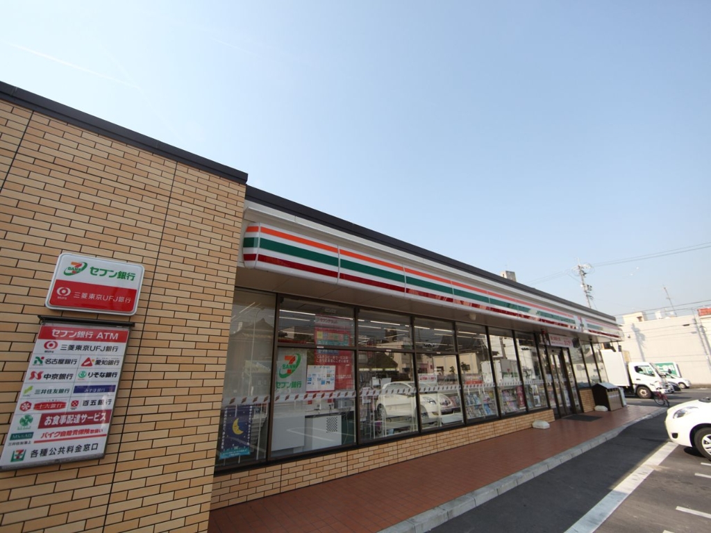 コンビニ　セブンイレブン 名古屋柳瀬町１丁目店（コンビニ）まで23m