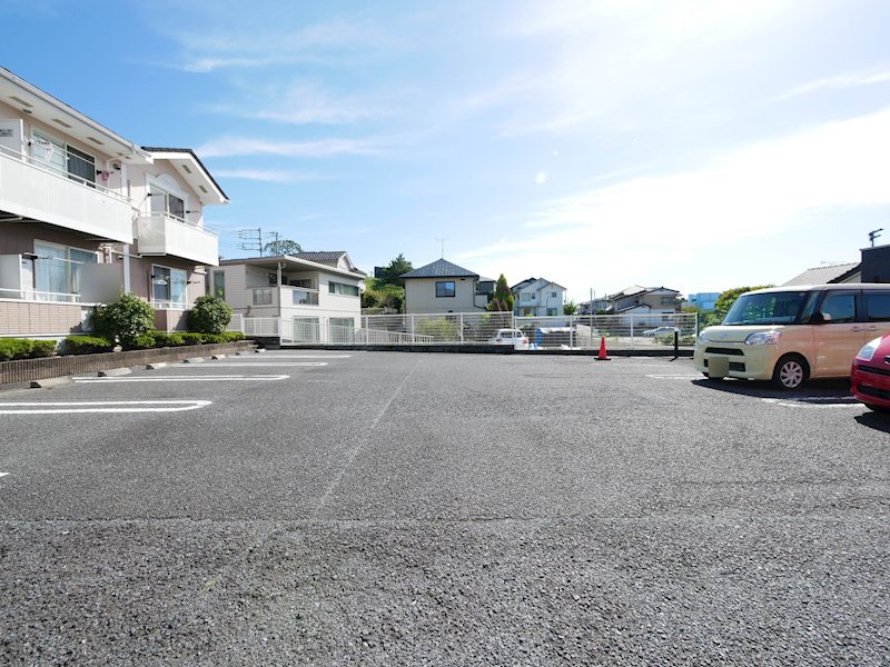 駐車場　敷地内駐車場