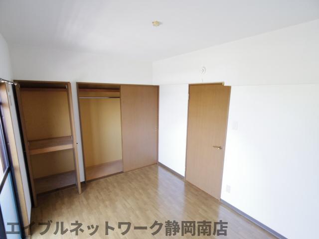 収納　十分な収納スペースがあります