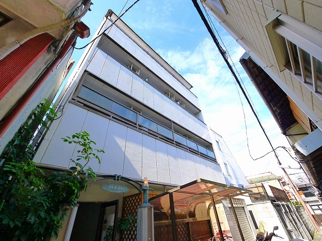 建物外観　おしゃれな外観です