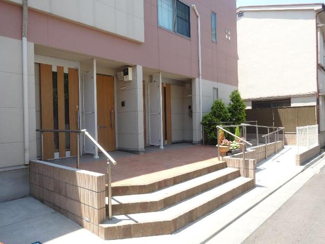 建物外観　外観写真（昼）