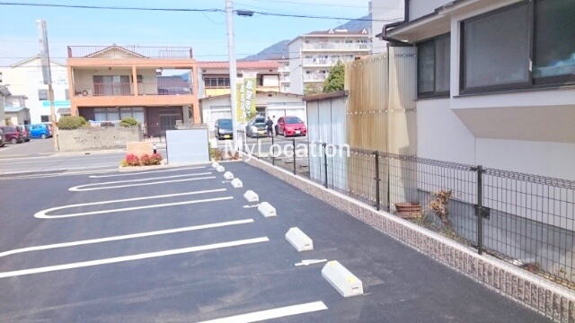 駐車場　☆敷地内に駐車場があります☆