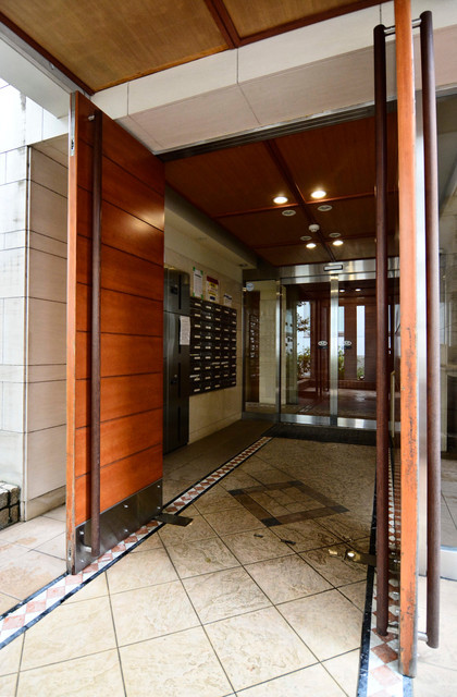 エントランス　エントランス部分