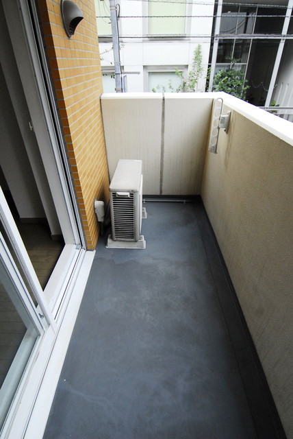 バルコニー　バルコニーあります