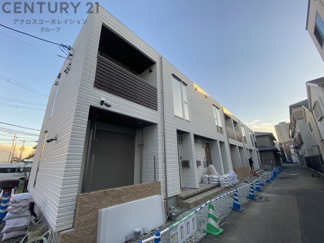 建物外観　カメラ付きインターホンついてます♪