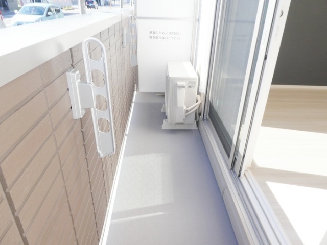 バルコニー　同タイプのお部屋になります。