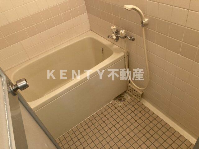 バス・シャワールーム　お風呂です