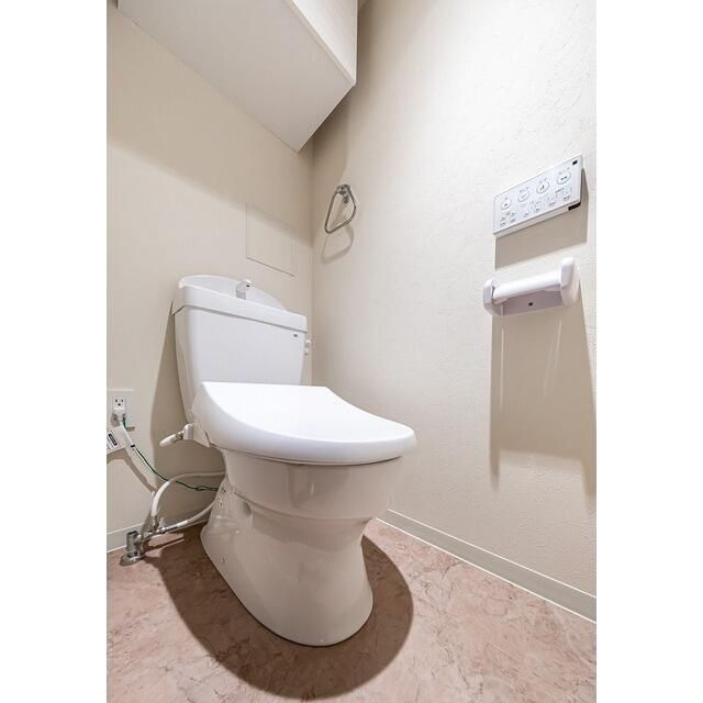 トイレ　写真は同タイプ住居です。