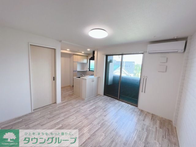 居室・リビング　お問合せはタウンハウジングまで！※現地待合わせ相談可能