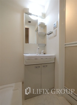 洗面設備　反転タイプ