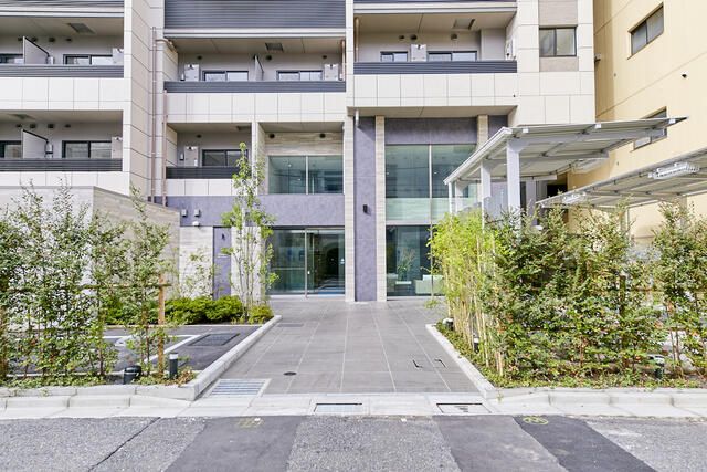 エントランス　建物の内部です