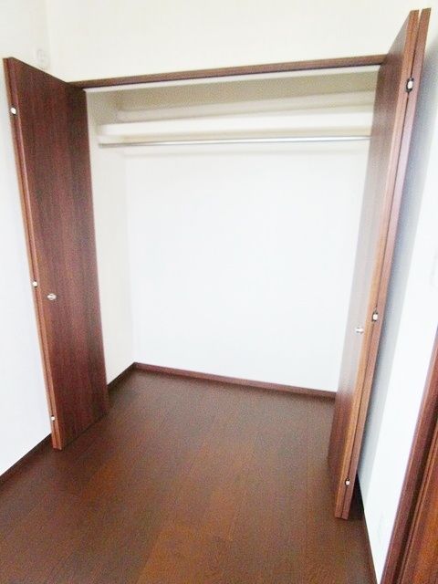 収納　♪火力の強いガス３口グリル付き♪