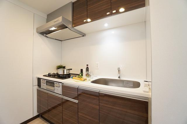 キッチン　モデルルーム写真