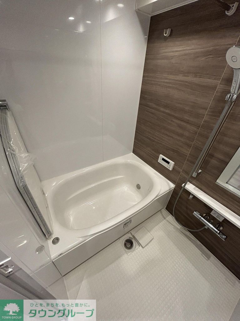 バス・シャワールーム　バス・清掃前です