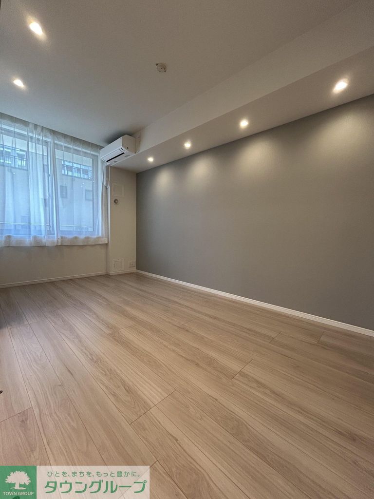 その他部屋・スペース　洋室・清掃前です