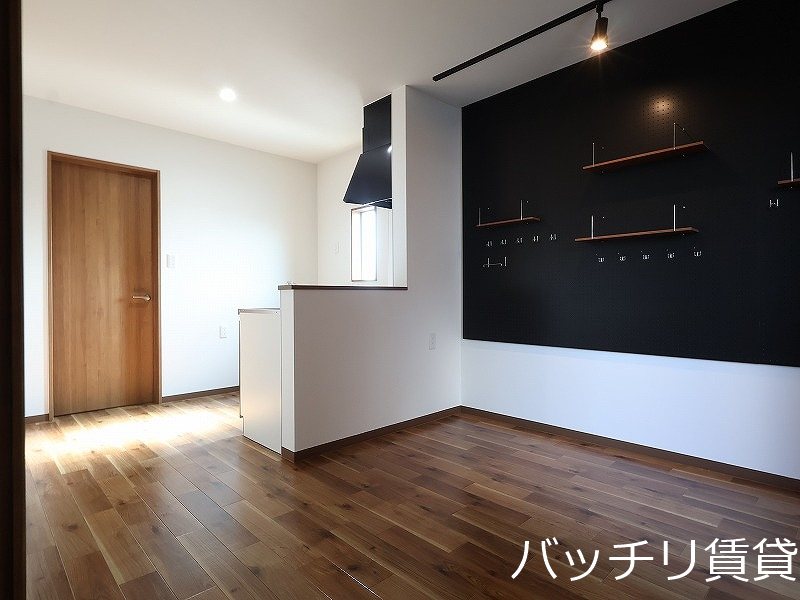 居室・リビング　画像は同シリーズ参考画像の為、現況を優先いたします。