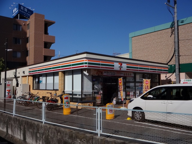 コンビニ　ローソン藤井寺大井店（コンビニ）まで645m