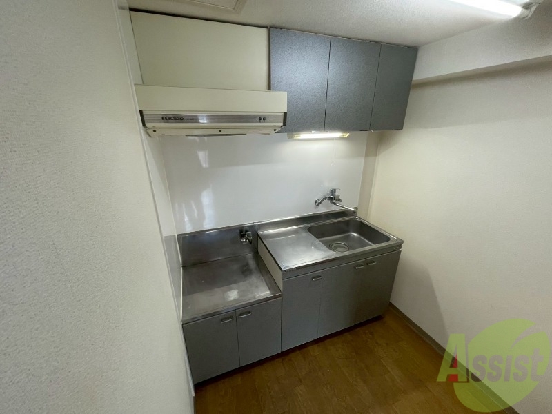 キッチン　洗い場が大きくて洗い物もしやすそうです。