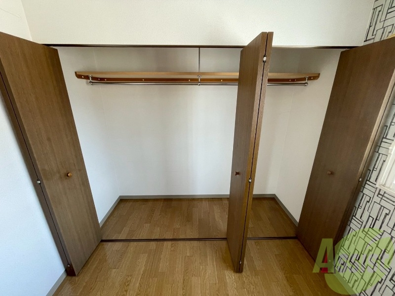 収納　クローゼットがありました。お洋服や荷物はここへ