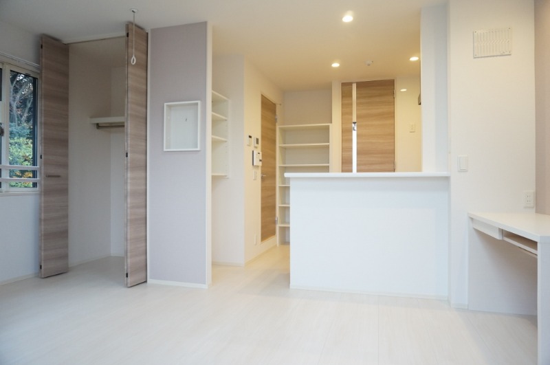 居室・リビング　図面と現状に相違がある場合には現状を優先