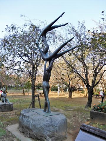 公園　浜町公園（公園）まで859m