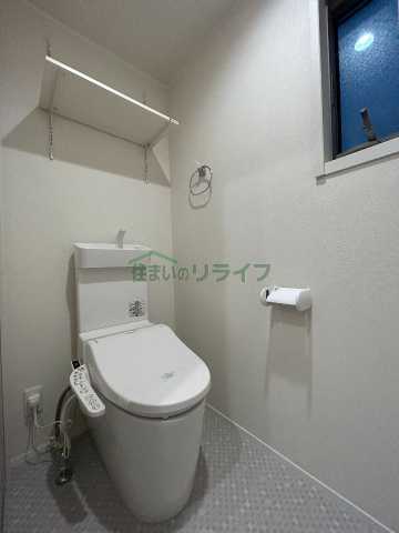 トイレ　モンステラ