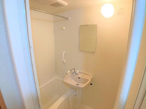 バス・シャワールーム　設備・仕様は号室により異なる為、現況を優先致します。