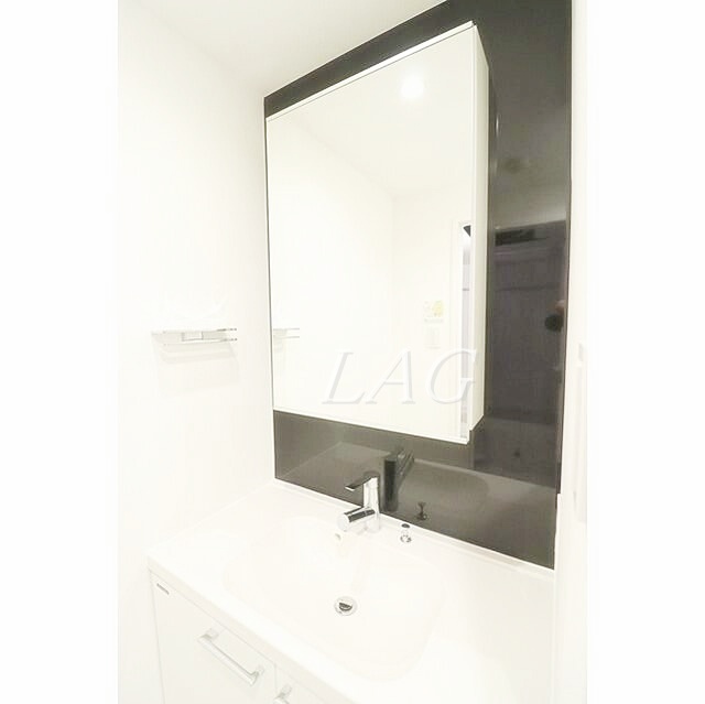 洗面設備　洗面台です。